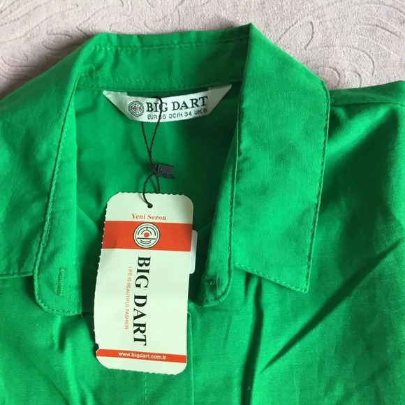 Button Up Shirt Chest  | Short Sleeve| Green |US 4 (UK 8) Chest measure 21.5" - Picture 5 of 7